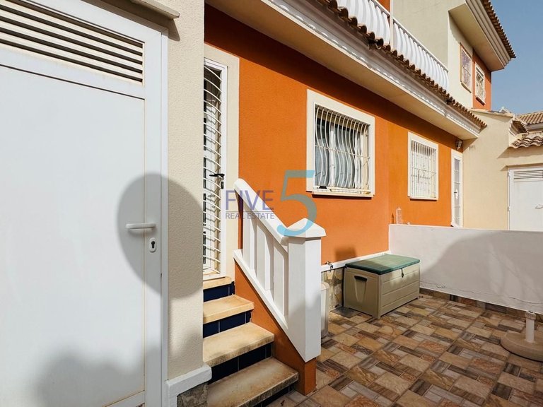 Villa for Sale in Alicante, Valencia 25
