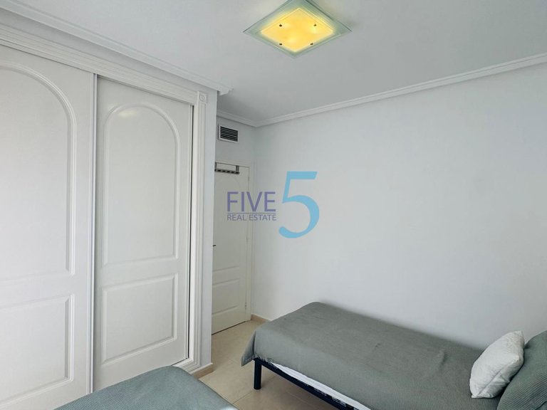 Villa for Sale in Alicante, Valencia 12