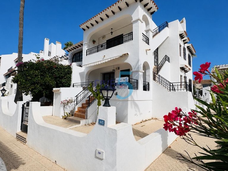 Apartment for Sale in Alicante, Valencia 1