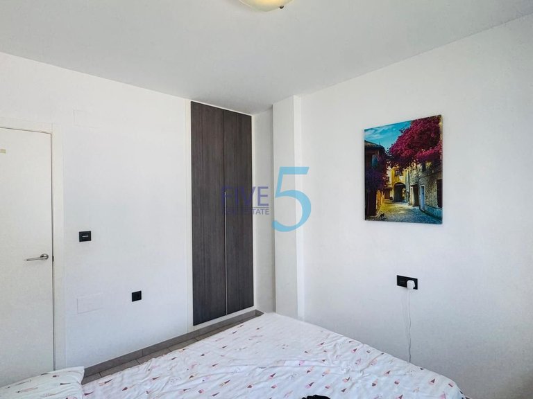 Apartment for Sale in Alicante, Valencia 13