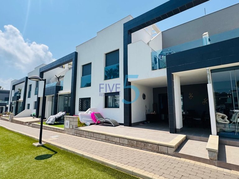 Apartment for Sale in Alicante, Valencia 16