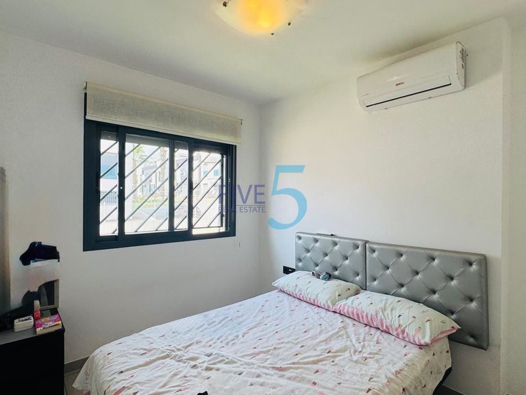 Apartment for Sale in Alicante, Valencia 12