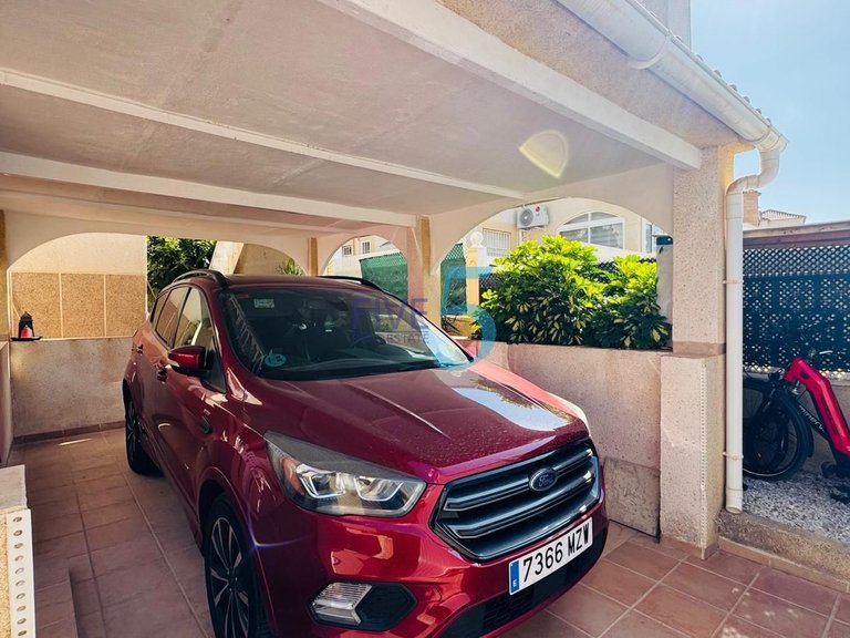Villa for Sale in Alicante, Valencia 26