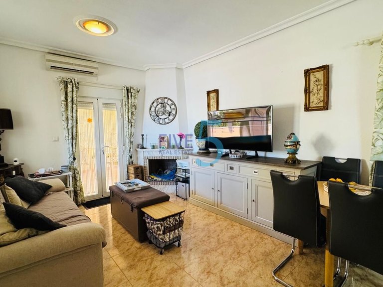 Villa for Sale in Alicante, Valencia 3