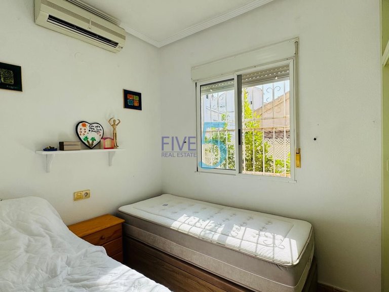 Villa for Sale in Alicante, Valencia 15
