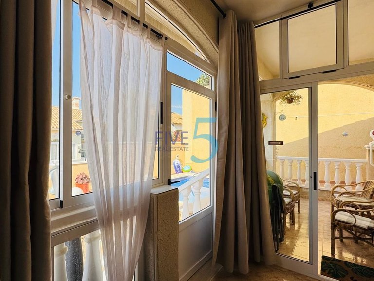 Villa for Sale in Alicante, Valencia 17