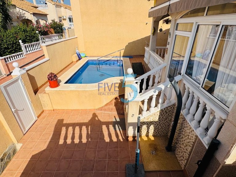 Villa for Sale in Alicante, Valencia 29