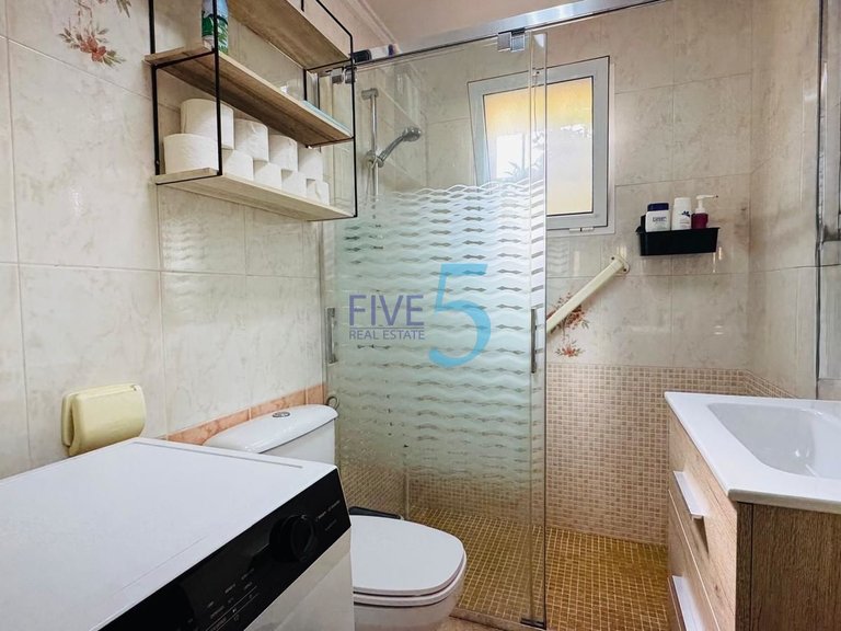 Villa for Sale in Alicante, Valencia 9