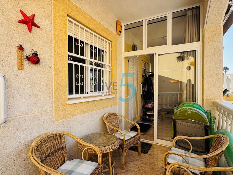 Villa for Sale in Alicante, Valencia 19