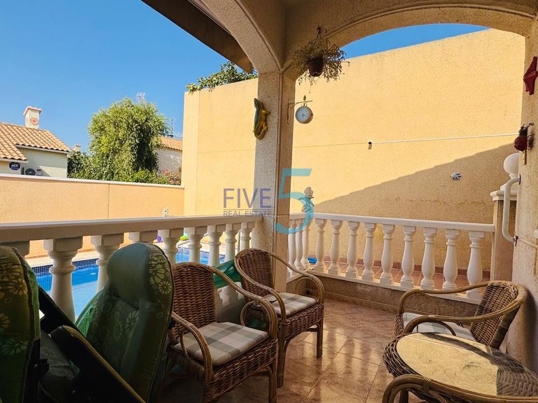 Villa for Sale in Alicante, Valencia 18