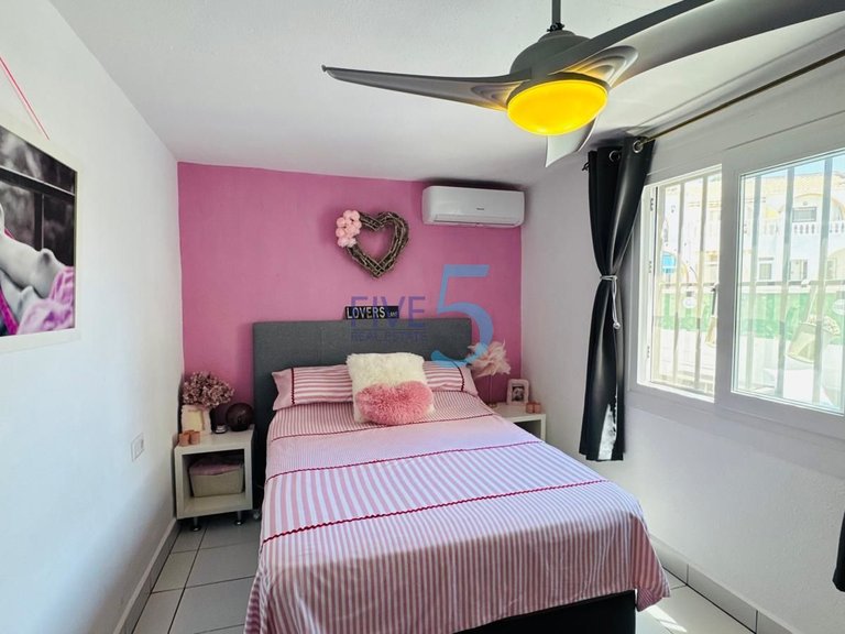 Apartment for Sale in Alicante, Valencia 16