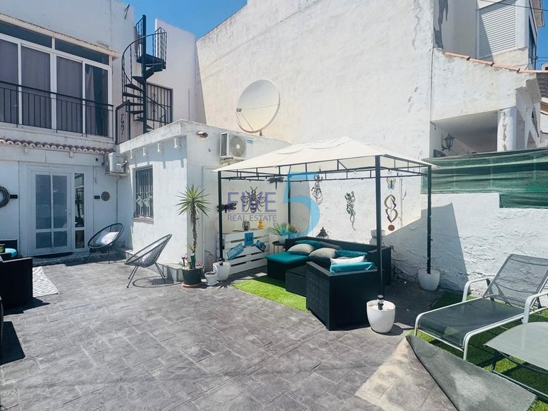 Apartment for Sale in Alicante, Valencia 1