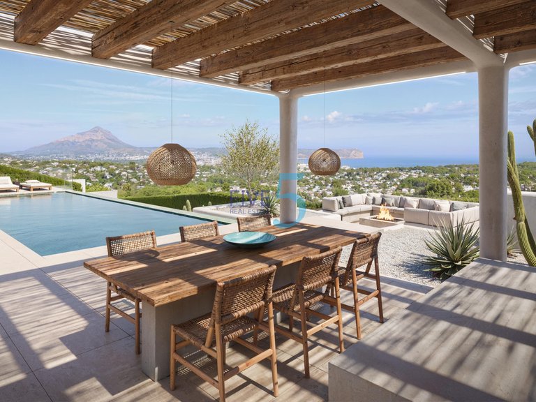 Villa for Sale in Alicante, Valencia 3