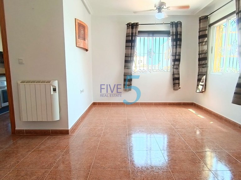 Villa for Sale in Alicante, Valencia 13