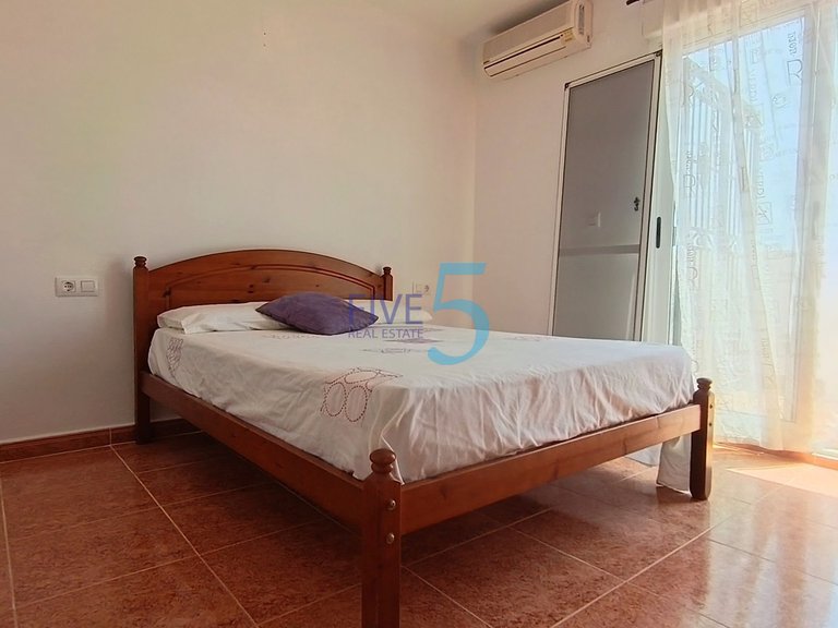 Villa for Sale in Alicante, Valencia 22