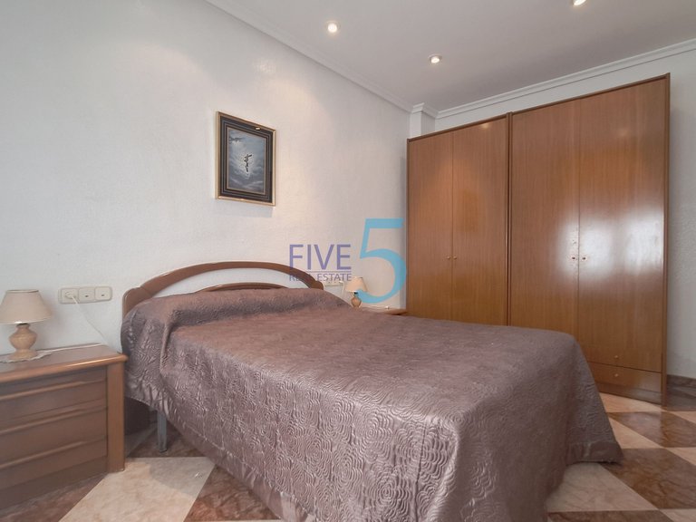 Villa for Sale in Alicante, Valencia 7