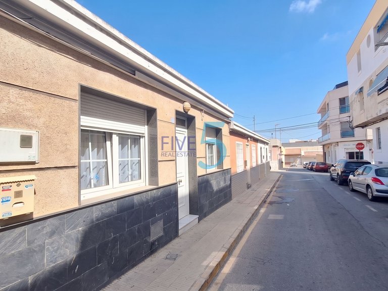Villa for Sale in Alicante, Valencia 4