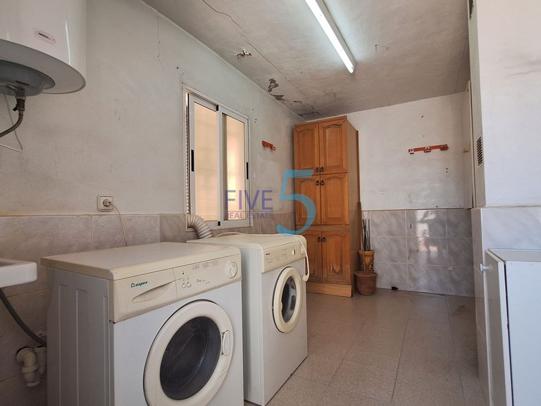 Villa for Sale in Alicante, Valencia 23