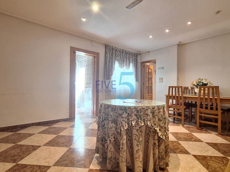 Villa for Sale in Alicante, Valencia 16