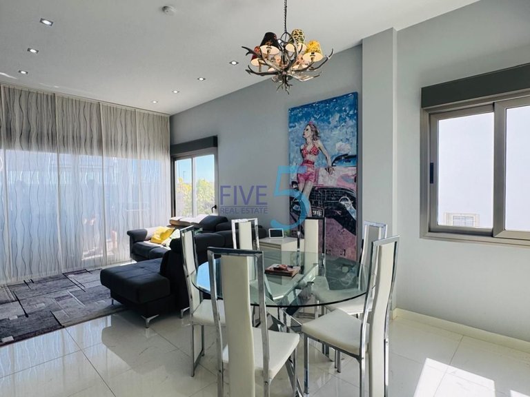 Villa for Sale in Alicante, Valencia 9
