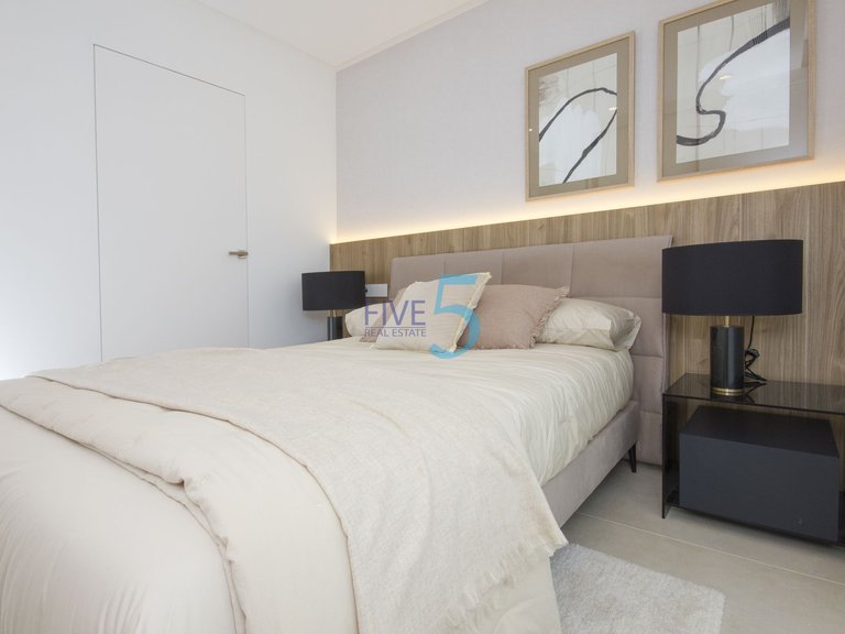 Villa for Sale in Alicante, Valencia 22