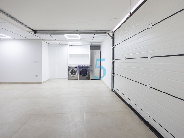 Villa for Sale in Alicante, Valencia 45