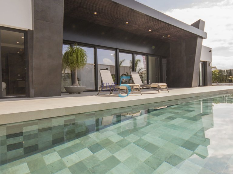 Villa for Sale in Alicante, Valencia 6
