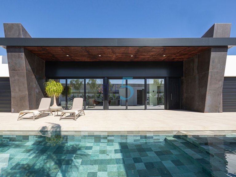 Villa for Sale in Alicante, Valencia 12