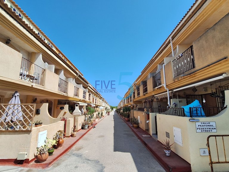 Villa for Sale in Alicante, Valencia 3