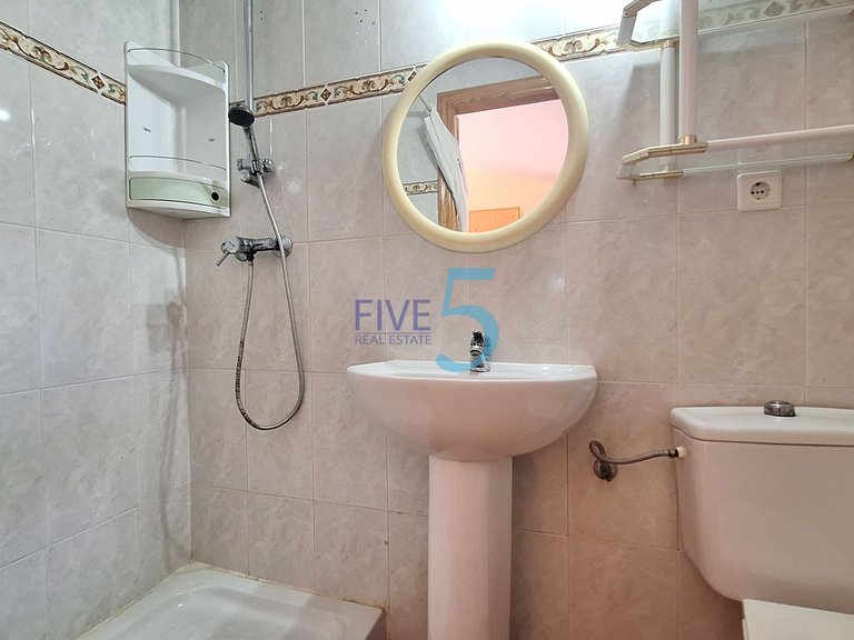 Villa for Sale in Alicante, Valencia 24