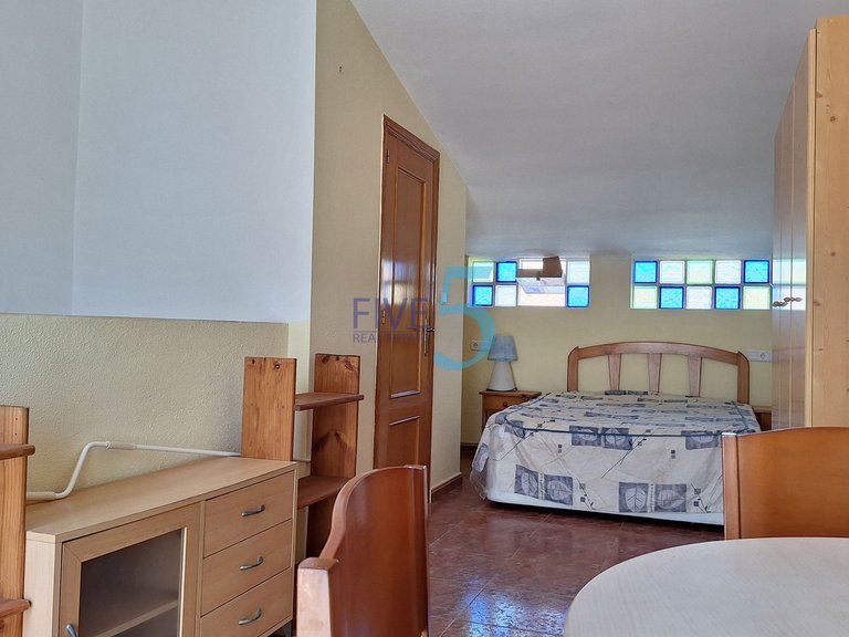 Villa for Sale in Alicante, Valencia 33