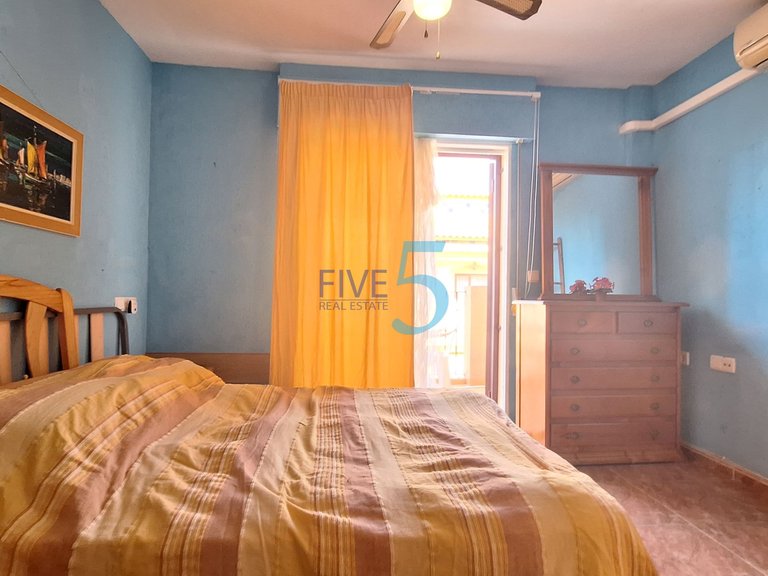 Villa for Sale in Alicante, Valencia 18