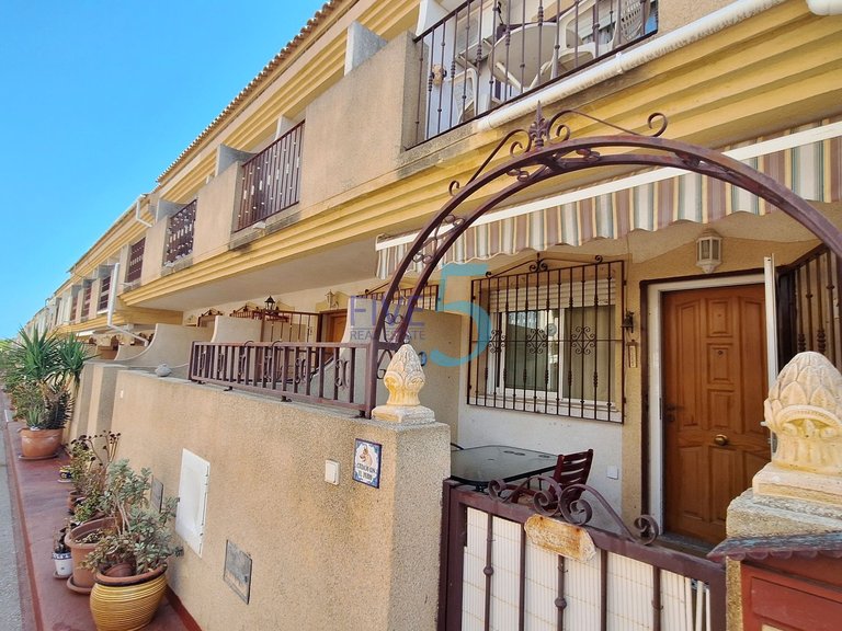 Villa for Sale in Alicante, Valencia 1