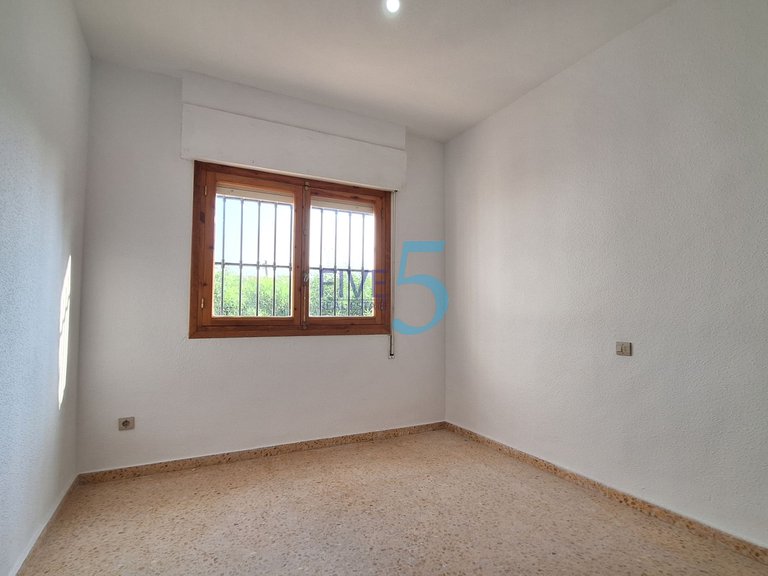 Apartment for Sale in Alicante, Valencia 15