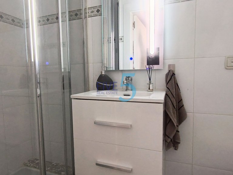 Villa for Sale in Alicante, Valencia 29