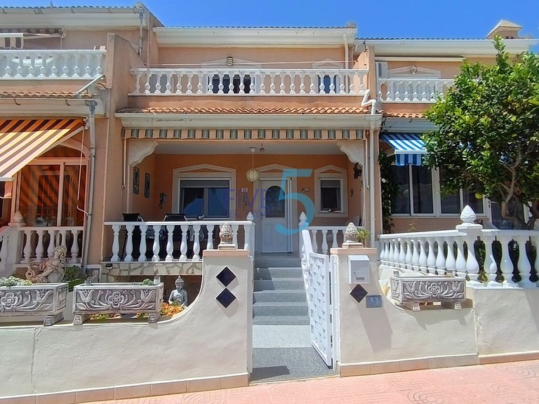 Villa for Sale in Alicante, Valencia 12