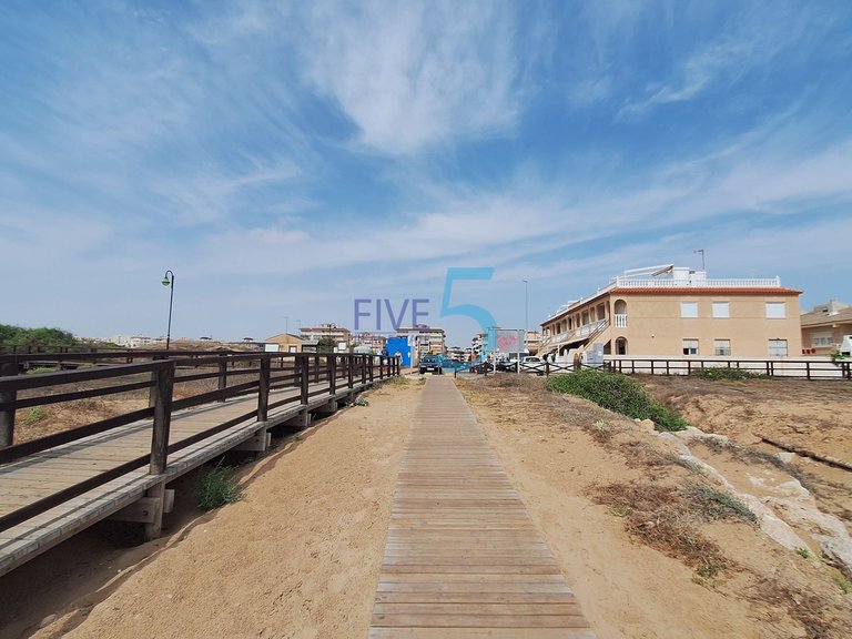 Apartment for Sale in Alicante, Valencia 27