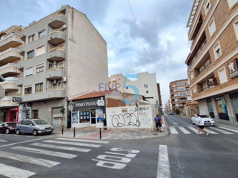 Apartment for Sale in Alicante, Valencia 26