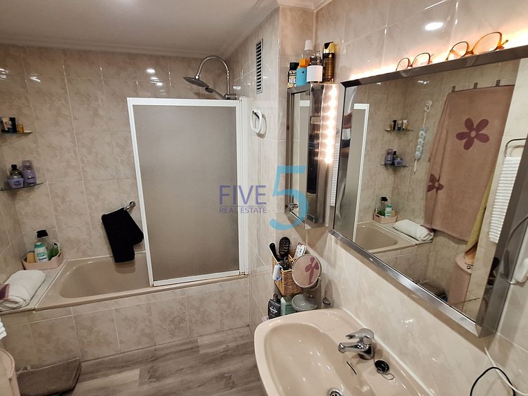 Apartment for Sale in Alicante, Valencia 18