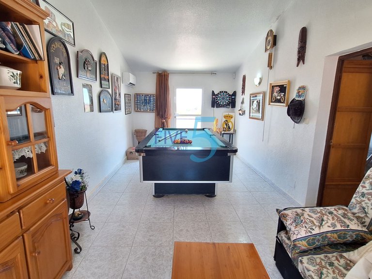 Villa for Sale in Alicante, Valencia 26