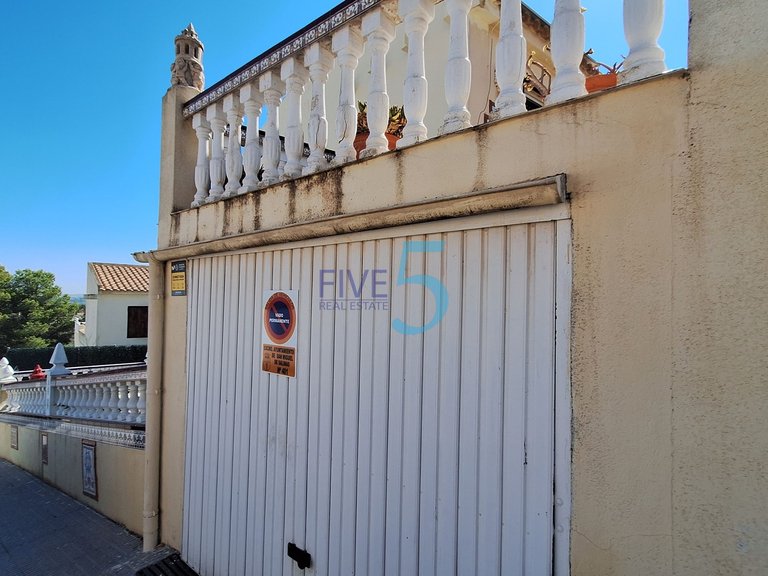 Villa for Sale in Alicante, Valencia 37