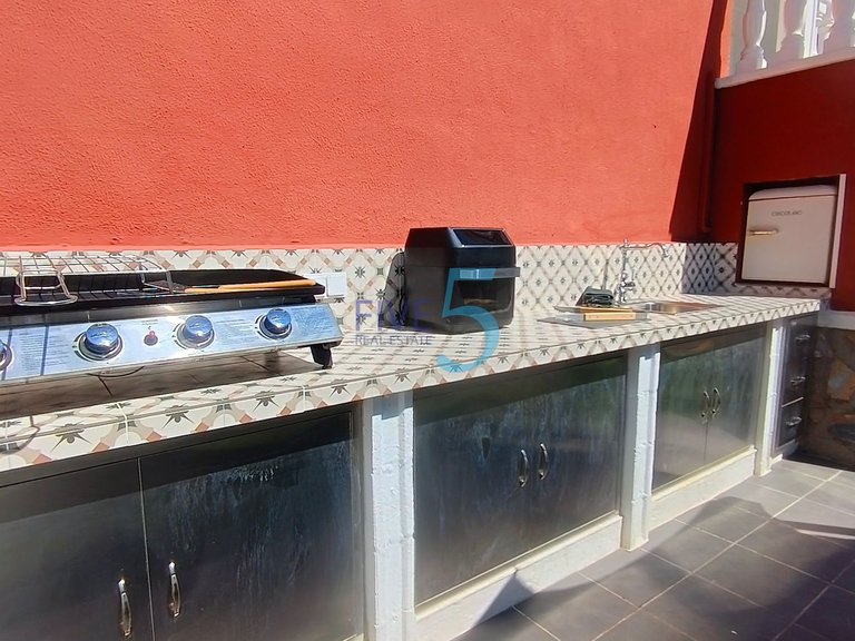 Villa for Sale in Alicante, Valencia 12