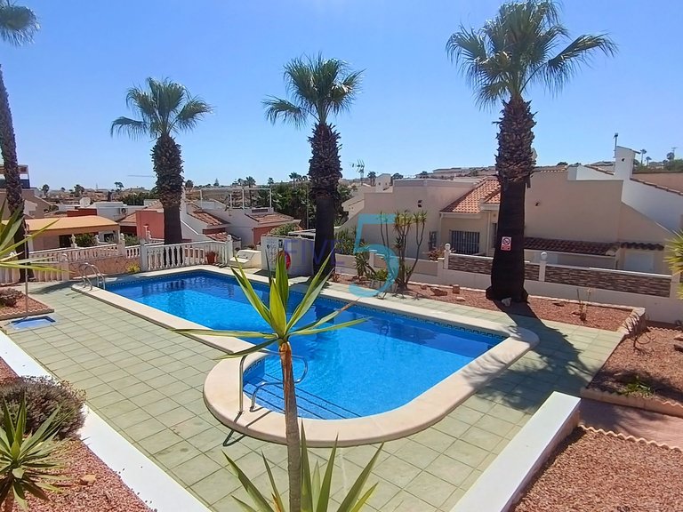 Villa for Sale in Alicante, Valencia 38