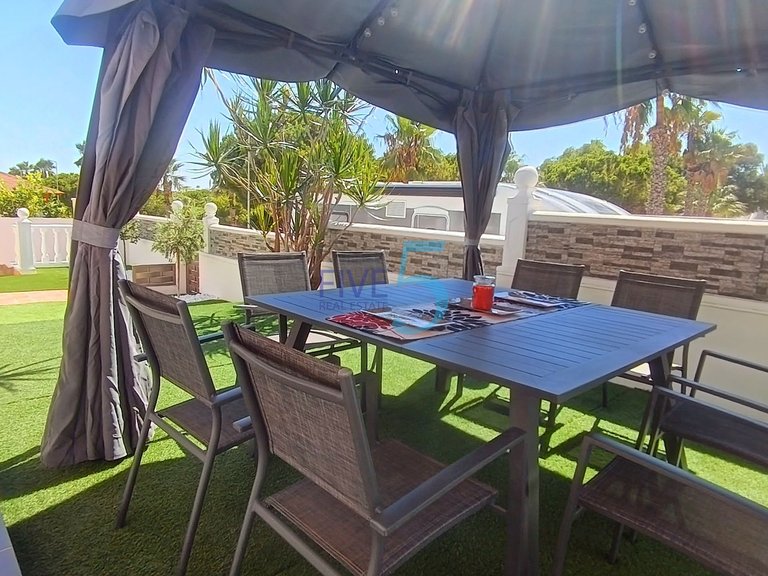 Villa for Sale in Alicante, Valencia 14
