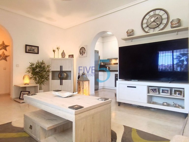 Villa for Sale in Alicante, Valencia 27