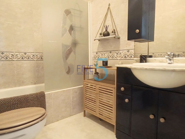 Villa for Sale in Alicante, Valencia 35