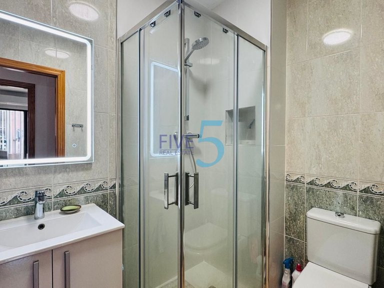 Apartment for Sale in Alicante, Valencia 18
