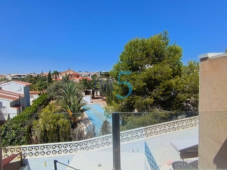 Villa for Sale in Alicante, Valencia 35