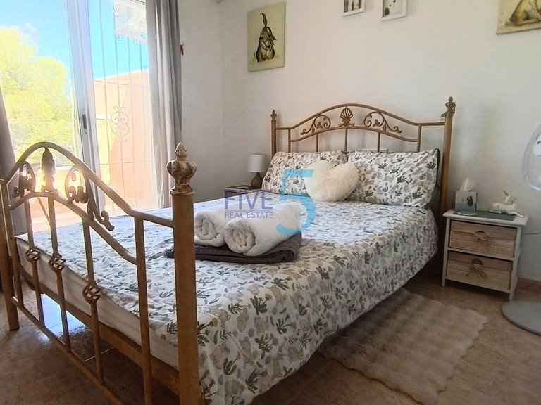 Villa for Sale in Alicante, Valencia 33