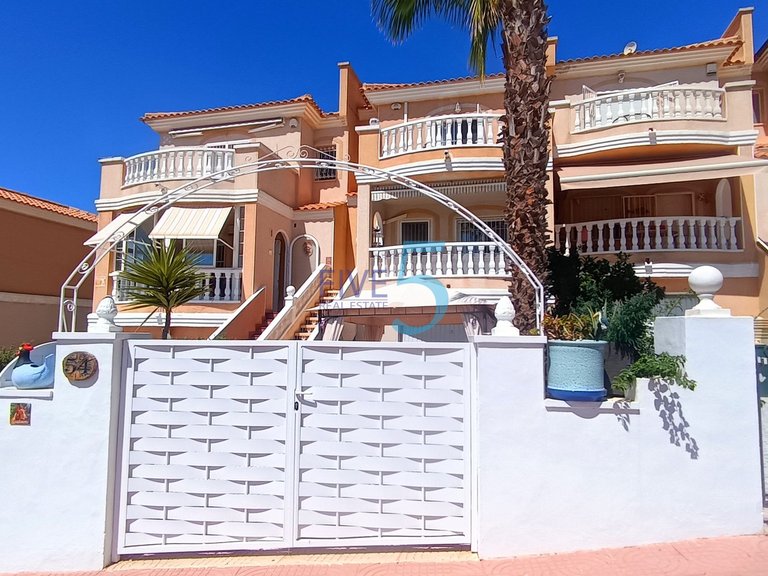 Villa for Sale in Alicante, Valencia 6